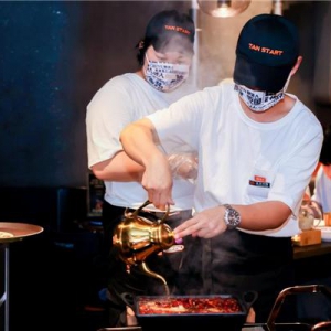 接连获得实力认可！这家烤鱼品牌凭什么？