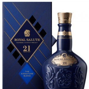 皇家礼炮在中国推出21年玻璃瓶新装