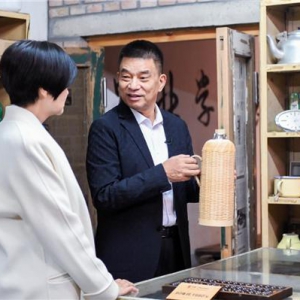 君品谈 | 刘永好：贤者预变而变，智者知变则变