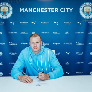 哈兰德打破英超记录成为FWA英超年度足球先生！