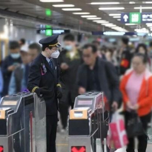 地铁客流重回巅峰，媒体升级价值井喷