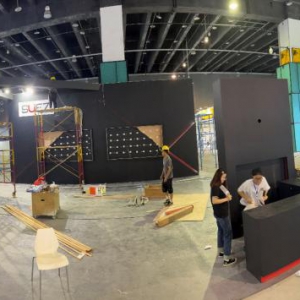 直击2023国际电子商务博览会现场！SUEZ跨境电商展位布置火热进行中