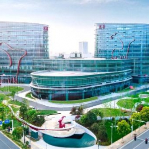 水羊亮相第七届化妆品行业领袖大会，引领美妆行业高质量发展