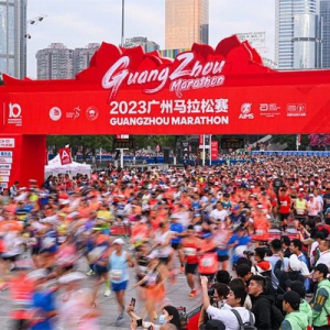 阿迪达斯包揽2023广州马拉松男女前三名 助力跑者“实食冇黐牙”
