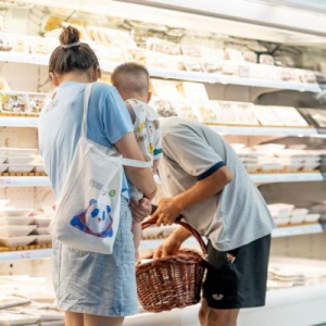 过“双旦”享美食，野妹火锅让陪伴更有温度