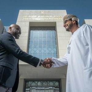 阿曼投资管理局启动 52 亿美元 "阿曼未来基金"，为国家投资项目提供资金，吸引外商直接投资 并支持中小企业