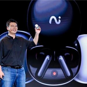 搭载全新升级viaim AI，讯飞会议耳机Pro 2首销价1399元起