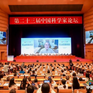 爱尚眼捐赠10万副眼镜 公益救助10万个视力不良患者