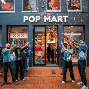泡泡玛特意大利、荷兰首店同日开业 欧洲市场品牌势能持续提升