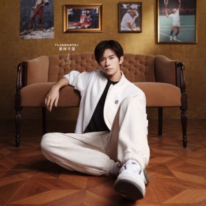 FILA官宣品牌全球代言人易烊千玺，传承经典美学，共启复古新篇