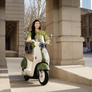 12个月换新！科技、服务双轮驱动，雅迪华宇电池领跑高端电池赛道