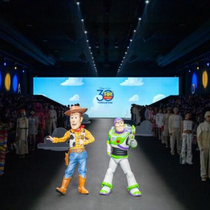 迪士尼中国携手10家本土时尚品牌，激发 "玩心"，探索"无限"