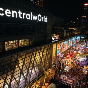 centralwOrld 尚泰世界购物中心盛大开启 2025 宋干节庆典