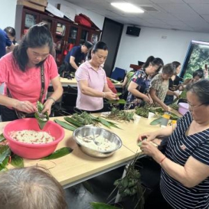 中国人寿寿险晋安支公司开展“端午粽意情 国寿暖人心”活动