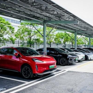 广汽能源发布2025年充电生态服务报告：自营充电桩突破2.3万根