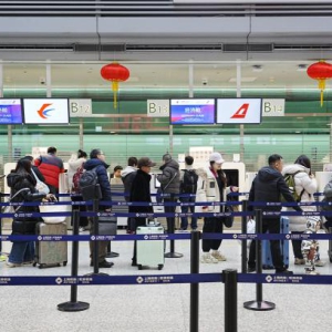 2026年春运首日，东航运输旅客超42万人次